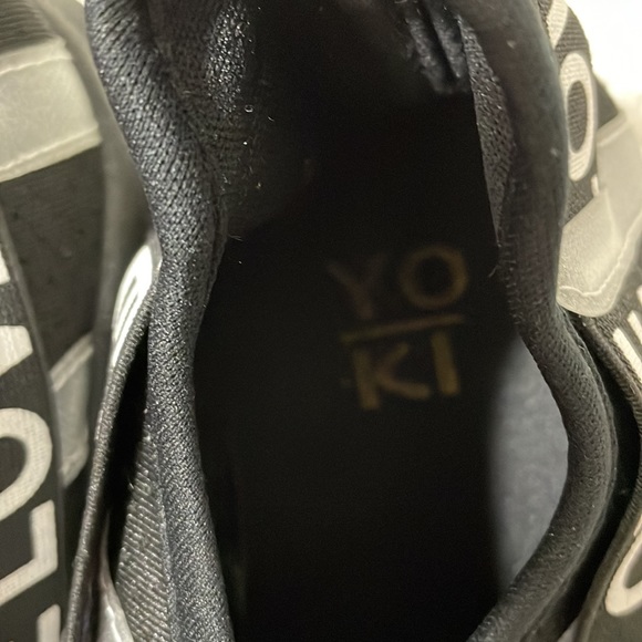 Ladies LOVE ❤️ walking shoe in ladies 8 US - Picture 7 of 8